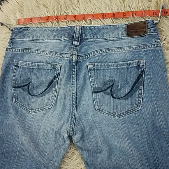 Distressed Torn Express Blue Jeans - Picture 4 of 4